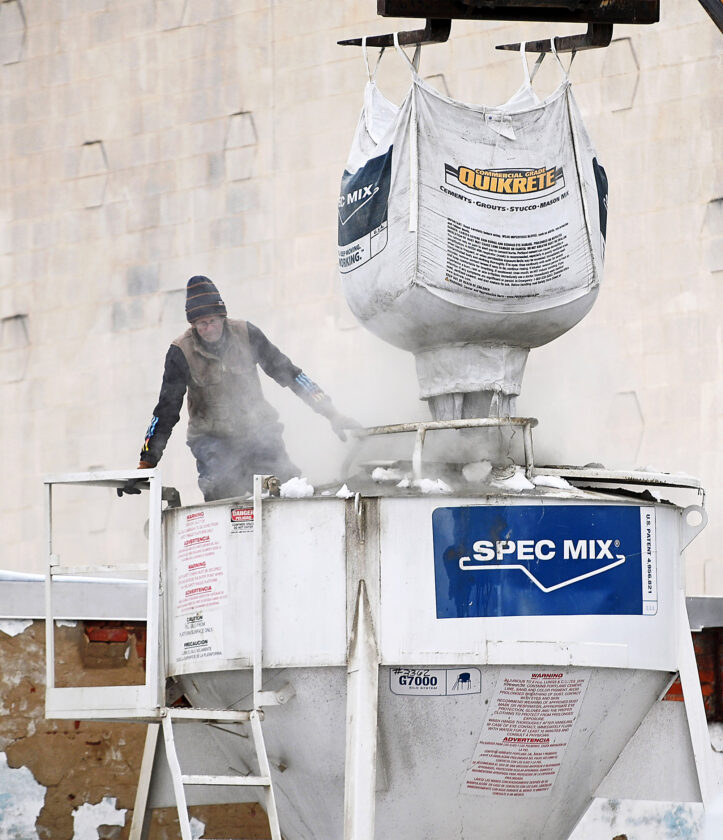 Mixing it up News, Sports, Jobs Altoona Mirror